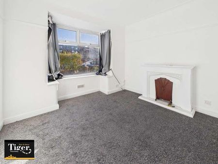 Greenwood Avenue, FY1 - Photo 4