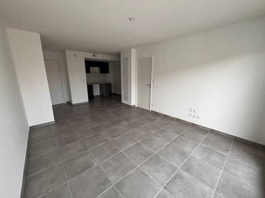 Location Appartement 2 pièces 45m² ST JORY 31790 - Photo 1