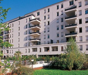 location Appartement T2 DE 41.45m² À VILLEURBANNE - Photo 3