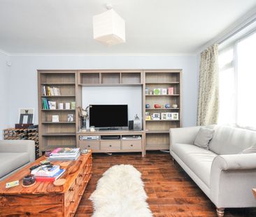 3 bedroom house to rent Freshfield Close, London, SE13 - Photo 5