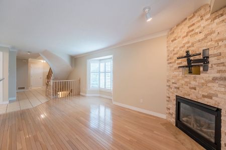 For Lease - 1 Magnolia Crescent, Grimsby, Ontario - Photo 2