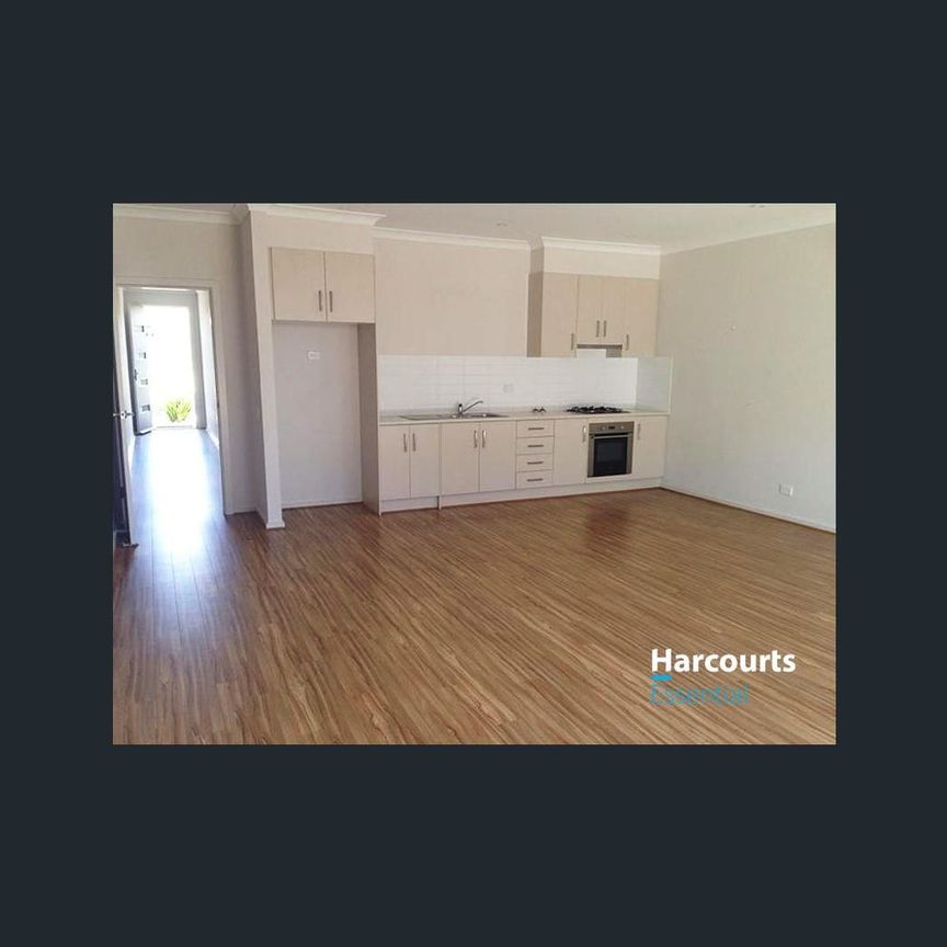 18 Chestnut Drive, Parafield Gardens, SA 5107 - Photo 1