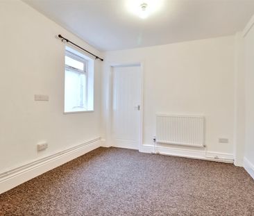 1 Bedroom House to let - Photo 6