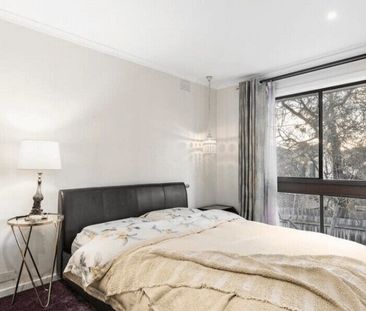 Doncaster East - Photo 1