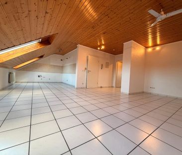 Dachgeschosswohnung mit absolut ruhiger Lage in 66773 Schwalbach - Foto 6