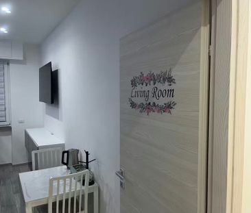 Via Statilio Tauro, Rome, Lazio 00175 - Photo 6