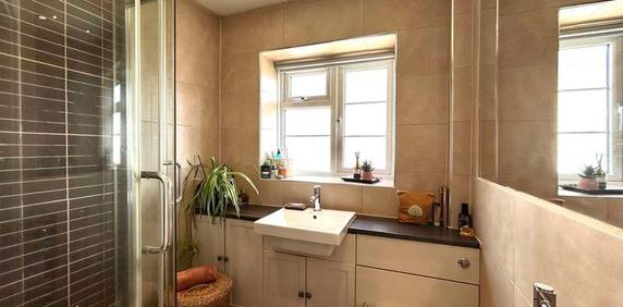 Milman Road, Reading, Berkshire, RG2 - Photo 2