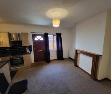 1 bedroom maisonette to rent - Photo 2