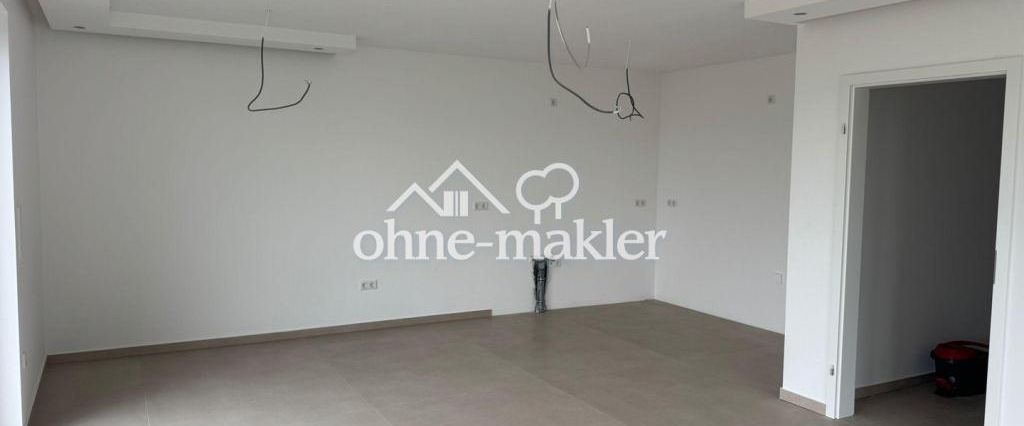 Erstbezug: 3 Zimmer Neubau mit Einbauküche zu vermieten in Rodenbach - Foto 1