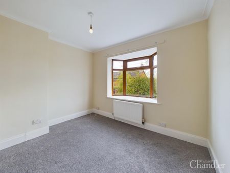 129 Rushfield Avenue, Belfast, BT7 3FR - Photo 2