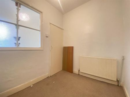 Main Road, Bamford, Hope Valley - Photo 5