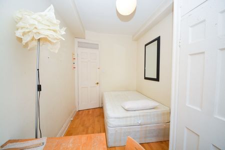 Room in a Shared Flat, Porchester Road, W2 - Photo 4