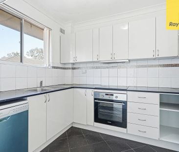 EAST-FACING 2-BEDROOM UNIT IN A PRIME PARRAMATTA LOCATION - Photo 5