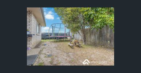 MODERN, LOW-MAINTENANCE LIVING IN PICTURESQUE PUMICESTONE VILLAGE - Photo 3