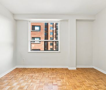 For Lease - 85 Lawton Boulevard Unit# 310, Toronto, Ontario - Photo 1