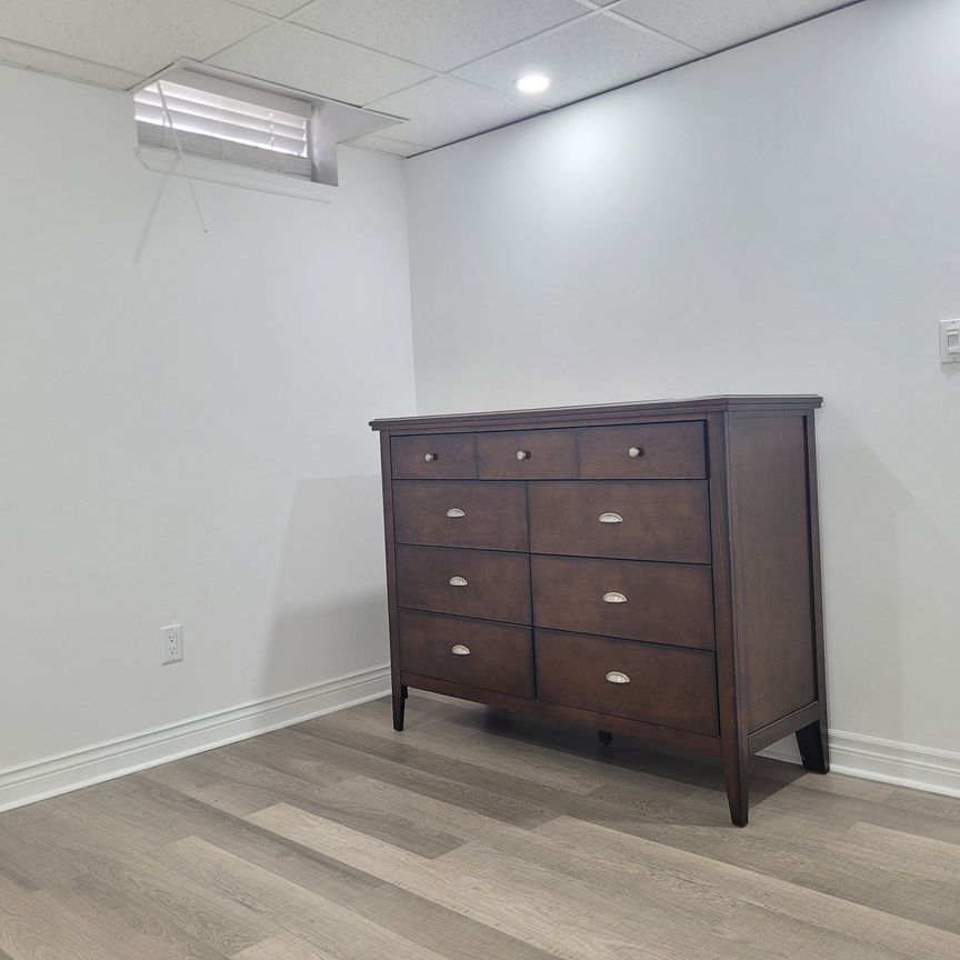 For Lease - 49 Woodcroft Lane, Vaughan, Ontario - Photo 1