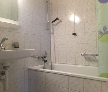 Chambre indépendante à louer à Moutier. - Photo 5