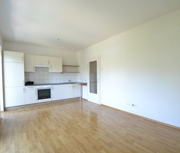 Strassgang – 54 m² – 3 Zimmer-Wohnung – inkl. Parkplatz – großer Ba... - Photo 2