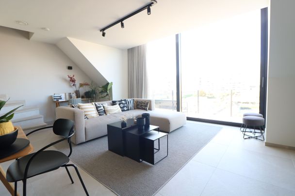 Luxueus, modern 3-slaapkamerappartement vlakbij Grote Markt - Photo 1