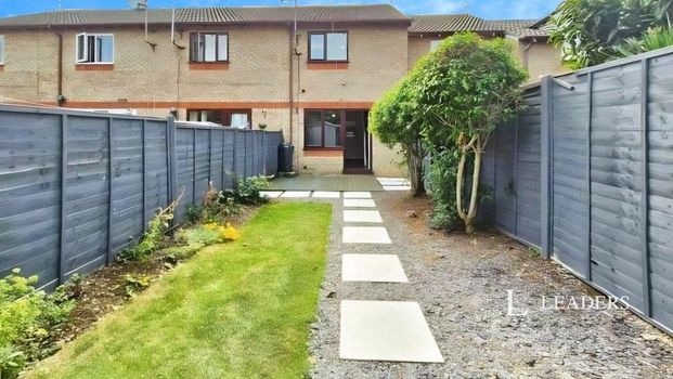 2 bedroom terraced house to rent - Photo 1