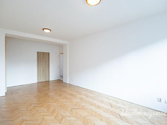 Pronájem bytu 2+1 53 m2 - Фото 1