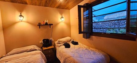 2 bedroom luxury Villa for rent in Adeje, Spain - Photo 3