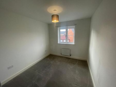 3 bedroom semi-detached house to rent - Photo 3