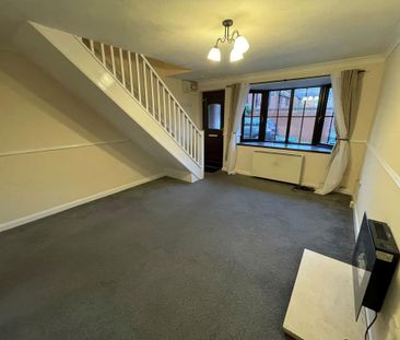 2 bedroom terraced house to rent - Photo 2