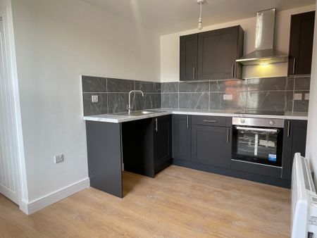 1 bedroom apartment to let - Photo 3