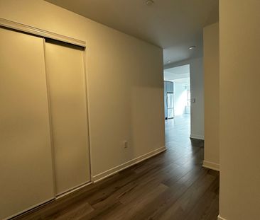 For Lease - 395 Dundas Street Unit# 106, Oakville, Ontario - Photo 3