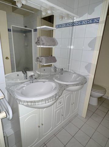 Location Appartement 1 pièce 35m² PARIS 13ème - Photo 4