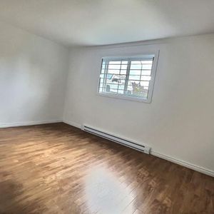 2 CH - 1 SDB - Longueuil - $1,325 /mo - Photo 2