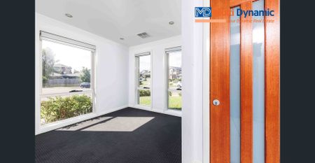 Spacious Family Home at 60 Pendergast Avenue, Minto - Photo 2