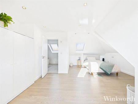 3 bedroom apartment to rent - Photo 4