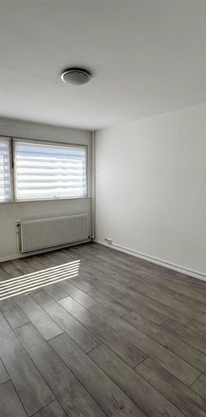 Location Appartement 1 pièce 31m² LILLE 59000 - Photo 1