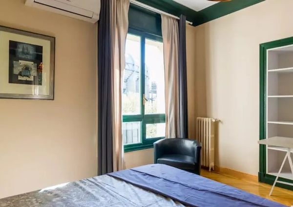 Calle de Rafael Salgado, Madrid, Community of Madrid 28036