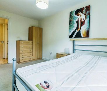 2 bedroom apartment to rent - Photo 3