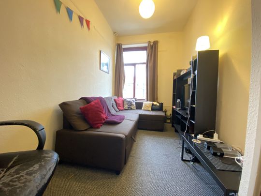 Llanbleddian Gardens, Cathays - Photo 1