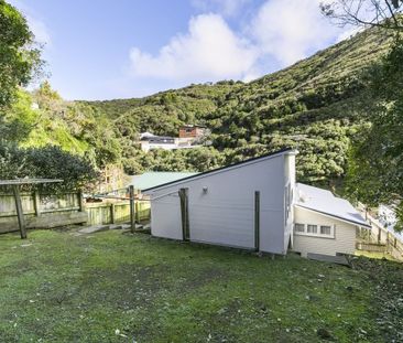 Charming 2-Bedroom Unit in Wellington, Brooklyn - Photo 2