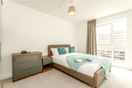 2 BED 1 BATH APARTMENT | AVAILABLE NOW | IN HIGH DEMAND | PARKING AVAILABLE | PRIME LOCATION | 24-HOUR CONCIERGE | RESIDENTS GYM - Photo 3