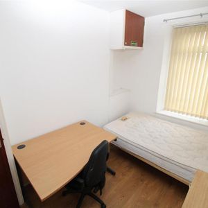 1 bedroom house to rent - Photo 2