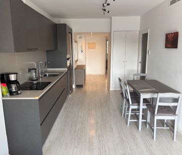 Apartamento de alquiler en Carrer Mallorca, Can Girona - Terramar -... - Photo 5