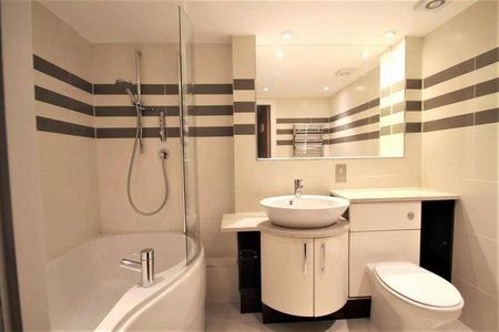 Regency Mews, Queens Road, Haywards Heath, RH16 - Photo 4