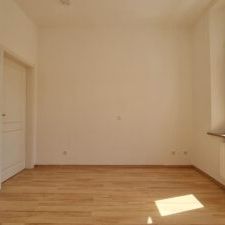 Schumannstr. 5, Wohnung 3 ~~~ Balkon, Bad mit Wanne, Abstellraum im Treppenhaus, Keller - Photo 1