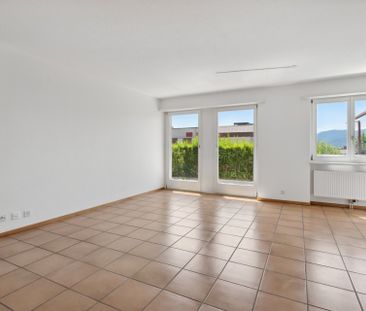 APPARTEMENT À LOUER DANS QUARTIER TRÈS ENSOLEILLÉ ET FAMILIAL - Photo 3