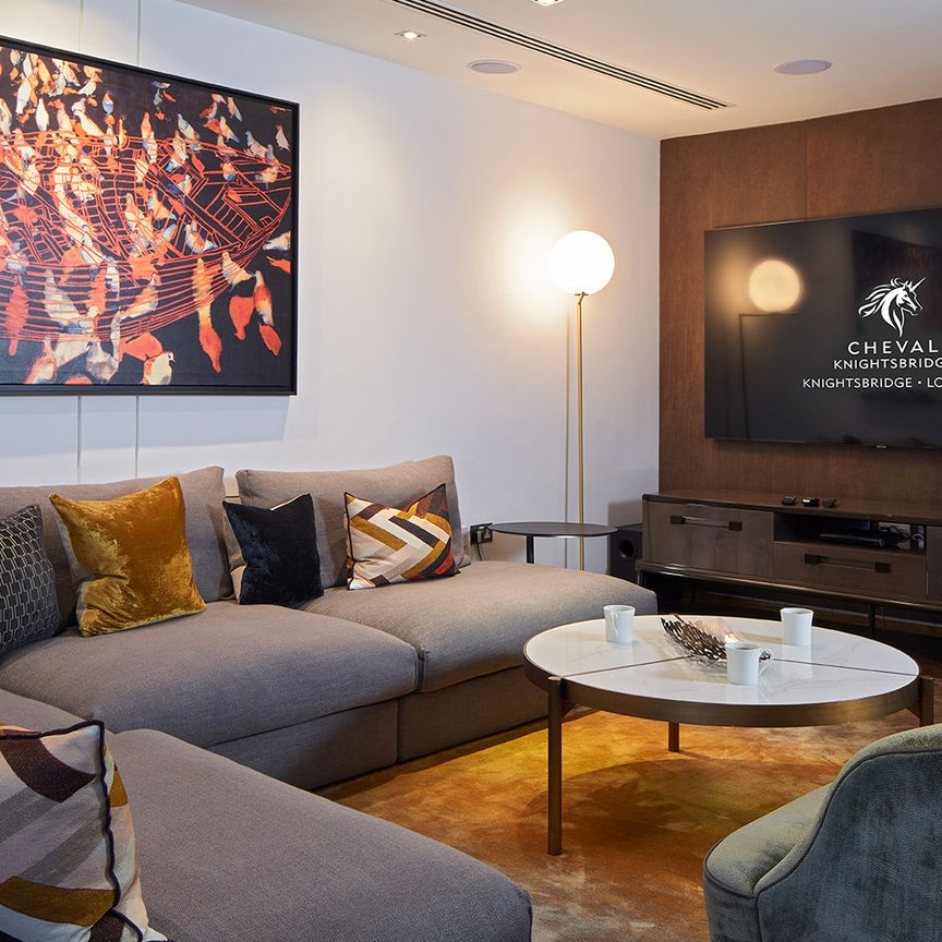 Knightsbridge, 15 Cheval Place, London, SW7 - Photo 1