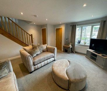 3 bedroom terraced house to rent - Photo 2