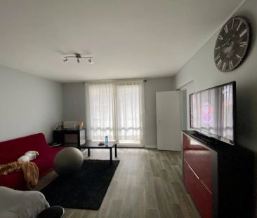 A AGEN, APPARTEMENT T4 MEUBLÉ AVEC PARKING EXTÉRIEUR ET TERR - Photo 3