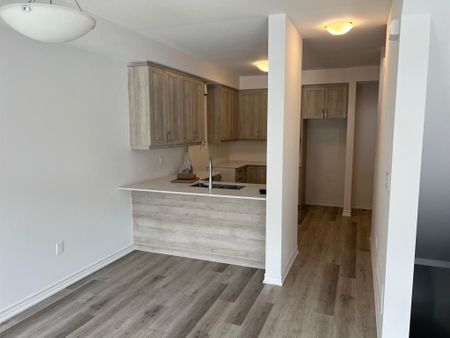 For Lease - 461 Blackburn Drive Unit# 102, Brantford, Ontario - Photo 5