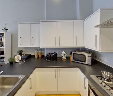 2 bedroom townhouse to rent - Photo 6